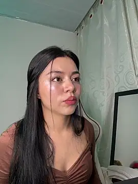 Snapshot of Midori_rosse chatting on May 18, 11:32 pm Midori rosse online show from May 18, 11:32 pm