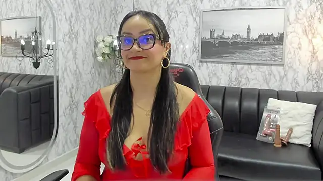 AlexandraMilff online show from December 18, 11:44 pm