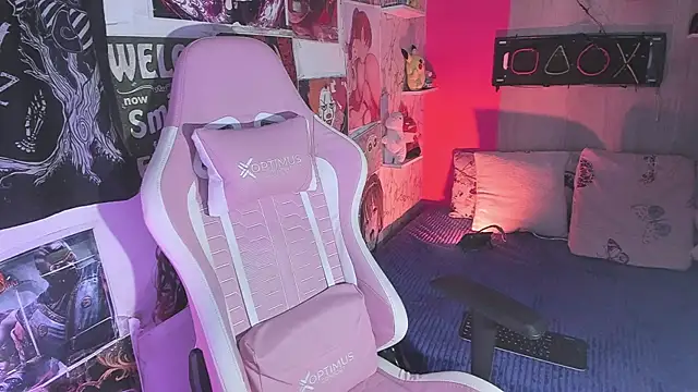 AuroraChannn online show from December 18, 2:50 am