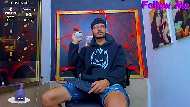 Snapshot of JHOSUE_BOY chatting on October 22, 6:51 pm JHOSUE BOY online show from October 22, 6:51 pm