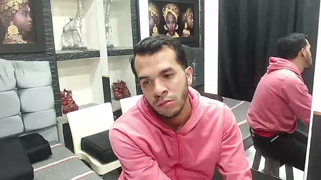 Snapshot of pether_hairy chatting on October 18, 2:47 am pether hairy online show from October 18, 2:47 am