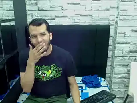 pether hairy online show from October 26, 1:44 am