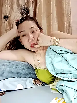 Ana-love2025 online show from November 18, 1:04 pm