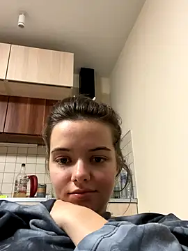 AForgottenElf online show from October 27, 4:22 pm