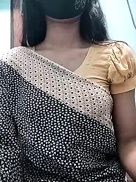 Snapshot of Ratri-Biswas chatting on May 10, 5:18 pm Ratri-Biswas online show from May 10, 5:18 pm