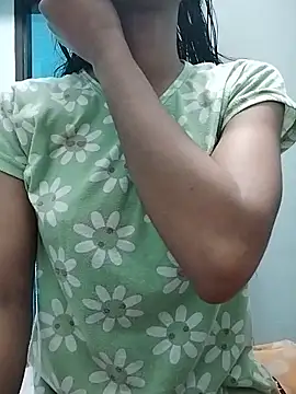 Snapshot of Ratri-Biswas chatting on May 19, 4:08 am Ratri-Biswas online show from May 19, 4:08 am