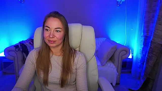 VixenMuse online show from November 4, 9:03 pm