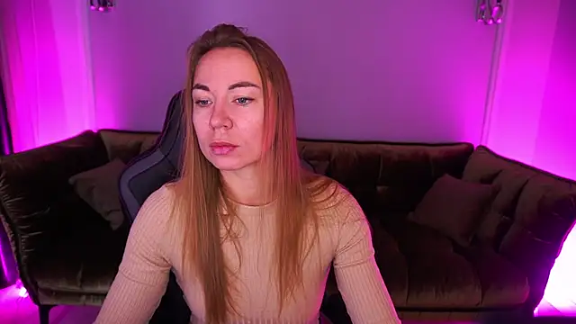 VixenMuse online show from November 13, 9:03 pm