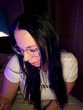 Snapshot of NordicNaughty chatting on December 14, 9:41 pm NordicNaughty online show from December 14, 9:41 pm