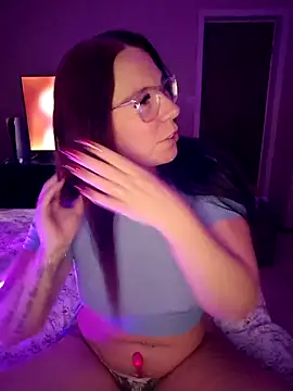 Snapshot of NordicNaughty chatting on December 22, 11:02 pm NordicNaughty online show from December 22, 11:02 pm