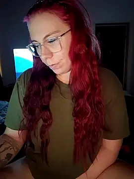 Snapshot of NordicNaughty chatting on February 19, 9:33 pm NordicNaughty online show from February 19, 9:33 pm