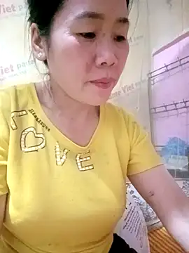 tabby-cat11 online show from October 16, 1:45 pm