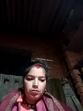 Snapshot of M-MAYA chatting on December 4, 3:54 pm M-MAYA online show from December 4, 3:54 pm