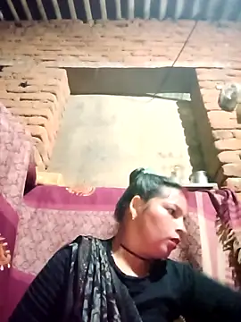 Snapshot of M-MAYA chatting on February 18, 4:03 pm M-MAYA online show from February 18, 4:03 pm