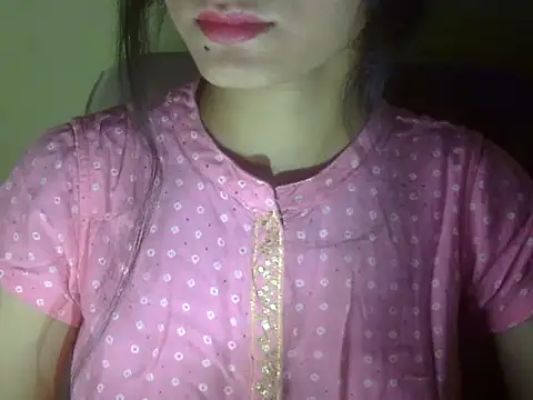 Snapshot of Shezi_N chatting on May 27, 4:04 pm Shezi N online show from May 27, 4:04 pm