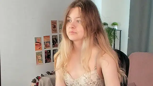 DreamSinder online show from April 3, 6:00 am