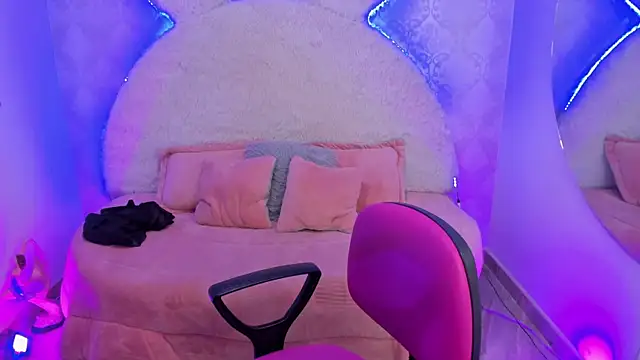 valentina clk online show from November 7, 1:11 pm