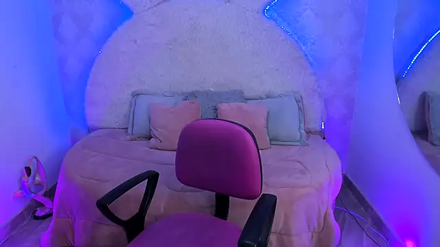 valentina clk online show from November 26, 1:01 pm