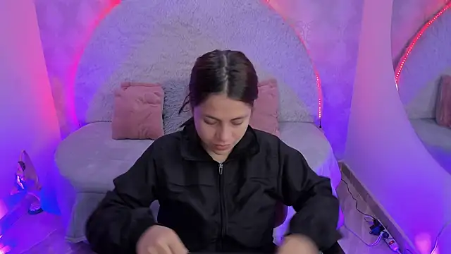 valentina clk online show from March 9, 1:26 pm