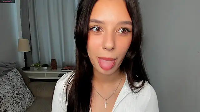 Snapshot of DemetraSadahiro chatting on October 28, 9:02 am DemetraSadahiro online show from October 28, 9:02 am