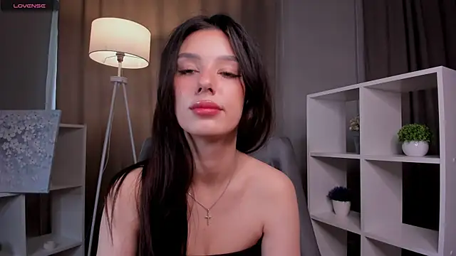 Snapshot of DemetraSadahiro chatting on January 7, 10:29 am DemetraSadahiro online show from January 7, 10:29 am