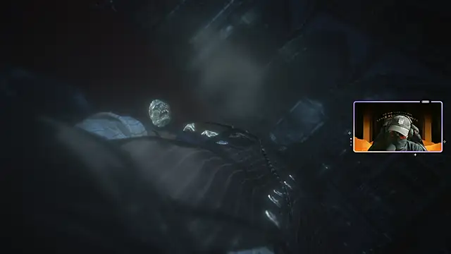 Snapshot of Symph0ny_0f_Gh0sts chatting on December 14, 11:59 am Symph0ny 0f Gh0sts online show from December 14, 11:59 am