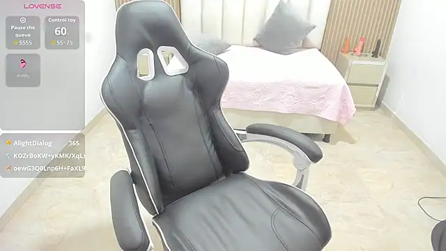 Aziz daud online show from April 4, 7:11 pm