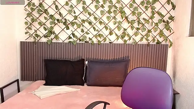 Dark Niight  online show from February 14, 12:57 pm