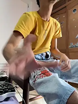 Snapshot of gsusss_feet chatting on November 4, 6:29 pm gsusss feet online show from November 4, 6:29 pm