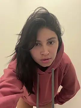 Snapshot of RollinGirl_ chatting on October 20, 3:34 pm RollinGirl online show from October 20, 3:34 pm