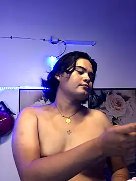 Snapshot of Zoe_fenlon chatting on October 30, 5:02 pm Zoe fenlon online show from October 30, 5:02 pm