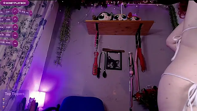 Snapshot of Violetafetish-dirty chatting on July 29, 3:59 am Violetafetish-dirty online show from July 29, 3:59 am