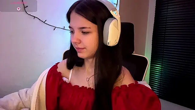 HanaMantanaDell online show from March 3, 5:08 pm