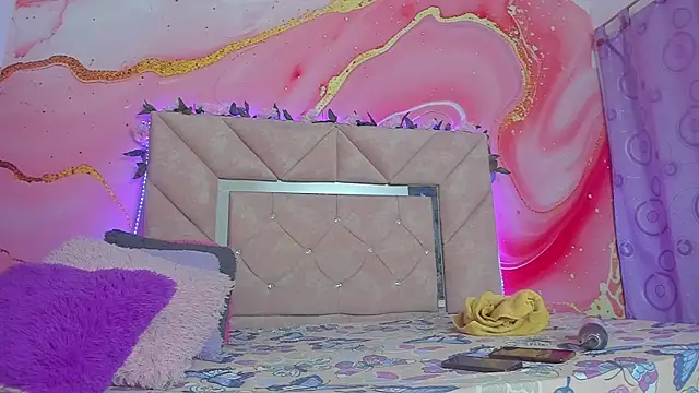 mia  blaze   online show from December 2, 3:12 am