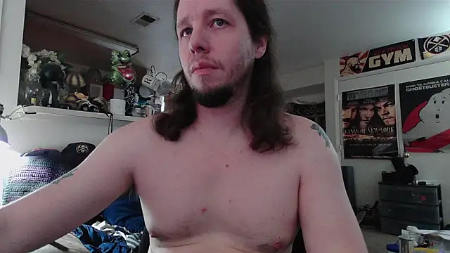 biggerisbetter12 online show from February 23, 11:02 pm