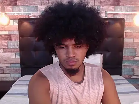 Snapshot of JaicobJones chatting on October 19, 12:55 am JaicobJones online show from October 19, 12:55 am