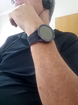 Snapshot of Scorpions2025 chatting on November 4, 5:56 pm Scorpions2025 online show from November 4, 5:56 pm