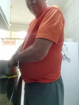 Snapshot of Scorpions2025 chatting on December 2, 4:35 pm Scorpions2025 online show from December 2, 4:35 pm