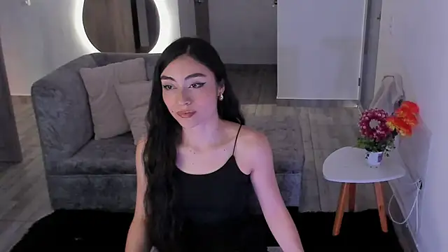 Snapshot of BritanyLnx chatting on March 31, 10:21 pm BritanyLnx online show from March 31, 10:21 pm