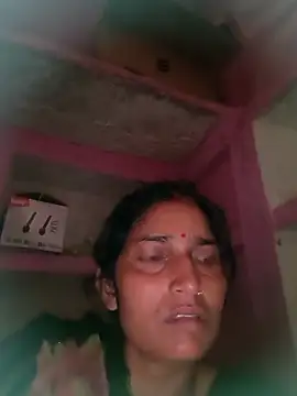 Snapshot of Pooja_shre chatting on April 8, 3:06 am Pooja shre online show from April 8, 3:06 am