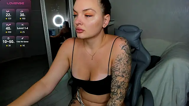 LeyaKale online show from October 25, 1:35 am