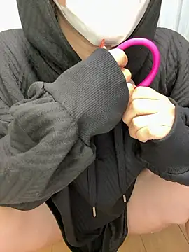 Snapshot of sakina-07 chatting on October 24, 2:13 pm sakina-07 online show from October 24, 2:13 pm