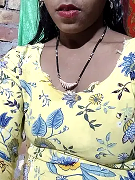 Snapshot of Itz_Aisha__ chatting on March 13, 8:43 am Itz Aisha online show from March 13, 8:43 am