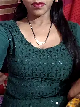 Snapshot of Itz_Aisha__ chatting on April 4, 5:49 am Itz Aisha online show from April 4, 5:49 am