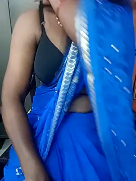 Snapshot of Sravya__ chatting on October 18, 6:48 am Sravya online show from October 18, 6:48 am