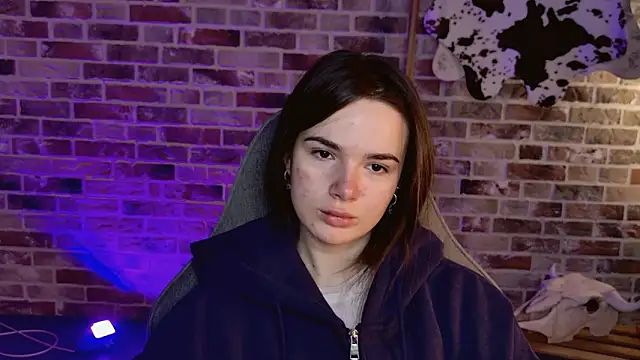 May Bloom online show from February 4, 6:08 am