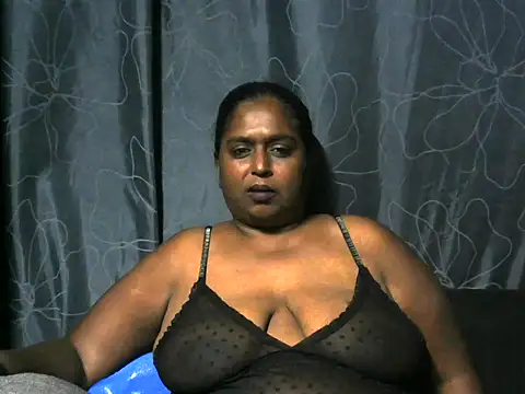 Snapshot of Indianhoney58 chatting on March 26, 4:34 pm Indianhoney58 online show from March 26, 4:34 pm