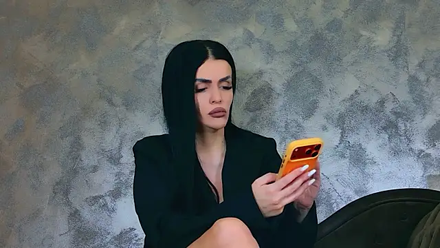 KimWilmes online show from May 19, 2:12 pm