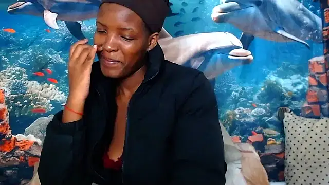 Snapshot of AfricanBarbiee69 chatting on April 29, 5:30 pm AfricanBarbiee69 online show from April 29, 5:30 pm