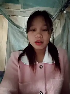 linh-miu99 online show from February 17, 2:19 am